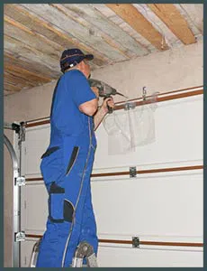 Expert Garage Doors Repair Service Milwaukee, WI 262-307-2221