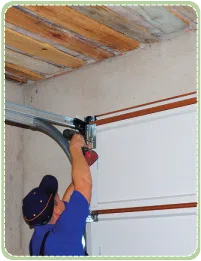 Expert Garage Doors Repair Service Milwaukee, WI 262-307-2221